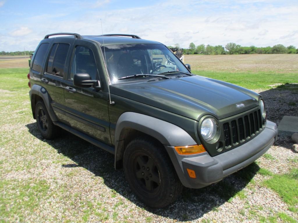 9456- JEEP LIBERTY, TRAIL RATED