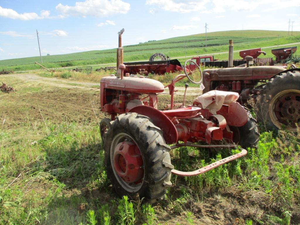 10050- FARMALL B