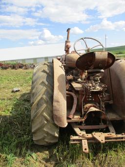 10052- FARMALL SUPER W-6 TA