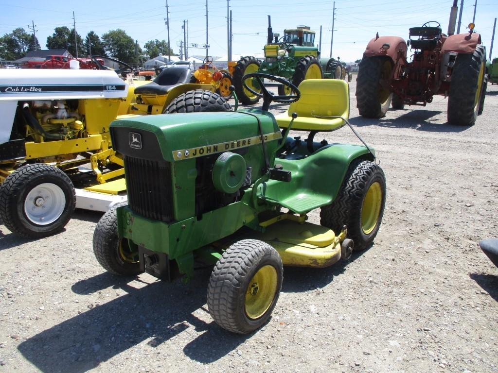 7686-JOHN DEERE 140