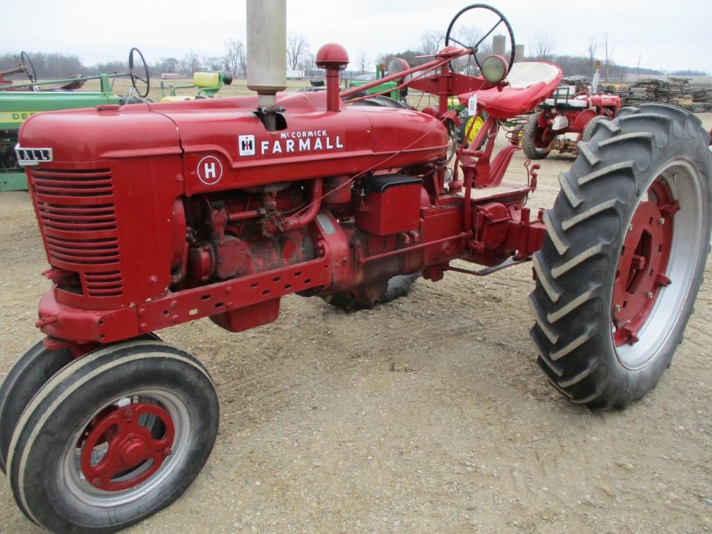 4389-IH H TRACTOR