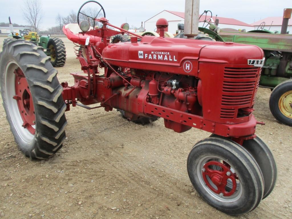 4389-IH H TRACTOR