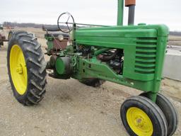 4611-JD A TRACTOR