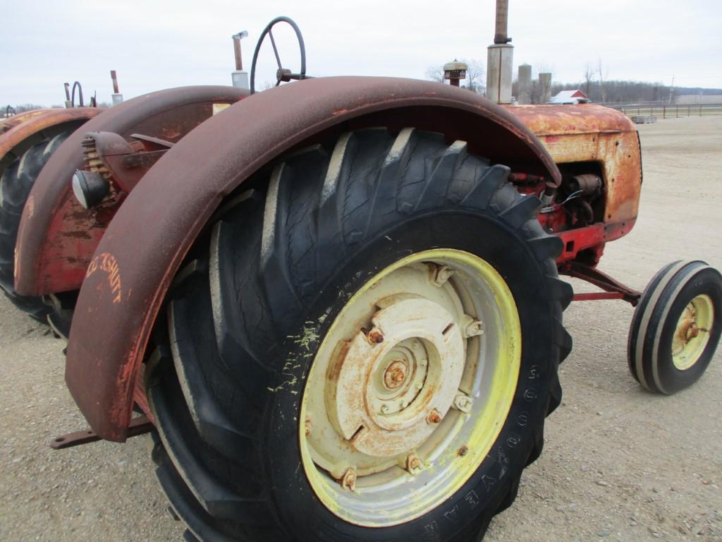 4663-COCKSHUTT 40 TRACTOR