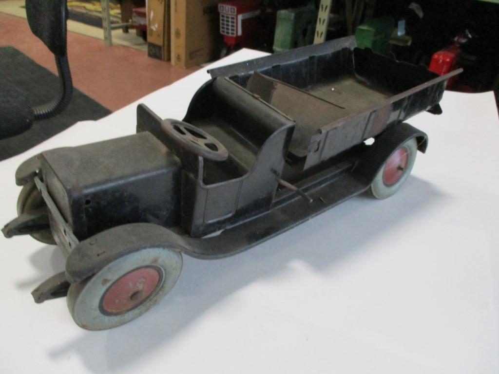 4186-ORIGINAL TOY TRUCK, 1/16TH SCALE