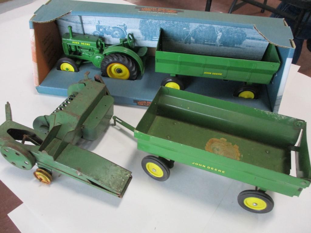 5028-JD BR W/ WAGON, NIB, ORIGINAL JD WAGON, JD BALER W/ DAMAGE, 1/16TH SCALE