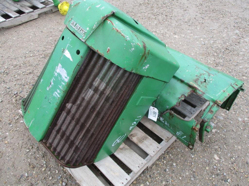 4911-JD 60 HOOD, NOSE, ROUGH CONDITION