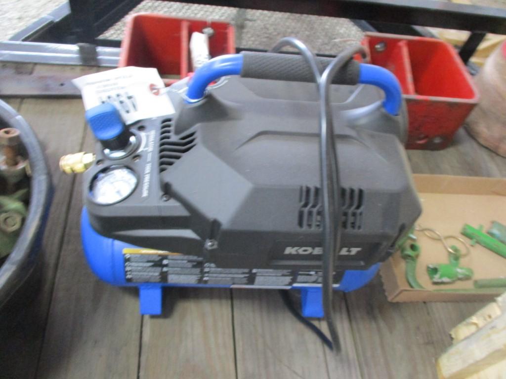 4934-KOLBALT AIR COMPRESSOR, LIKE NEW CONDITION