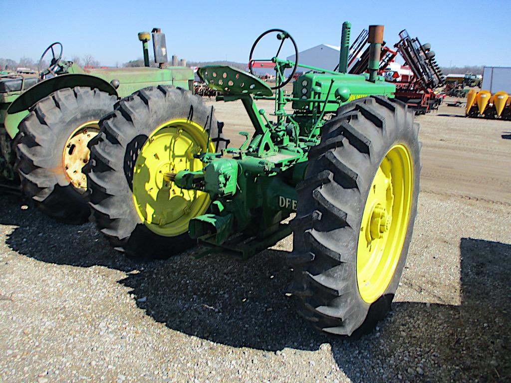 11657-JD G TRACTOR