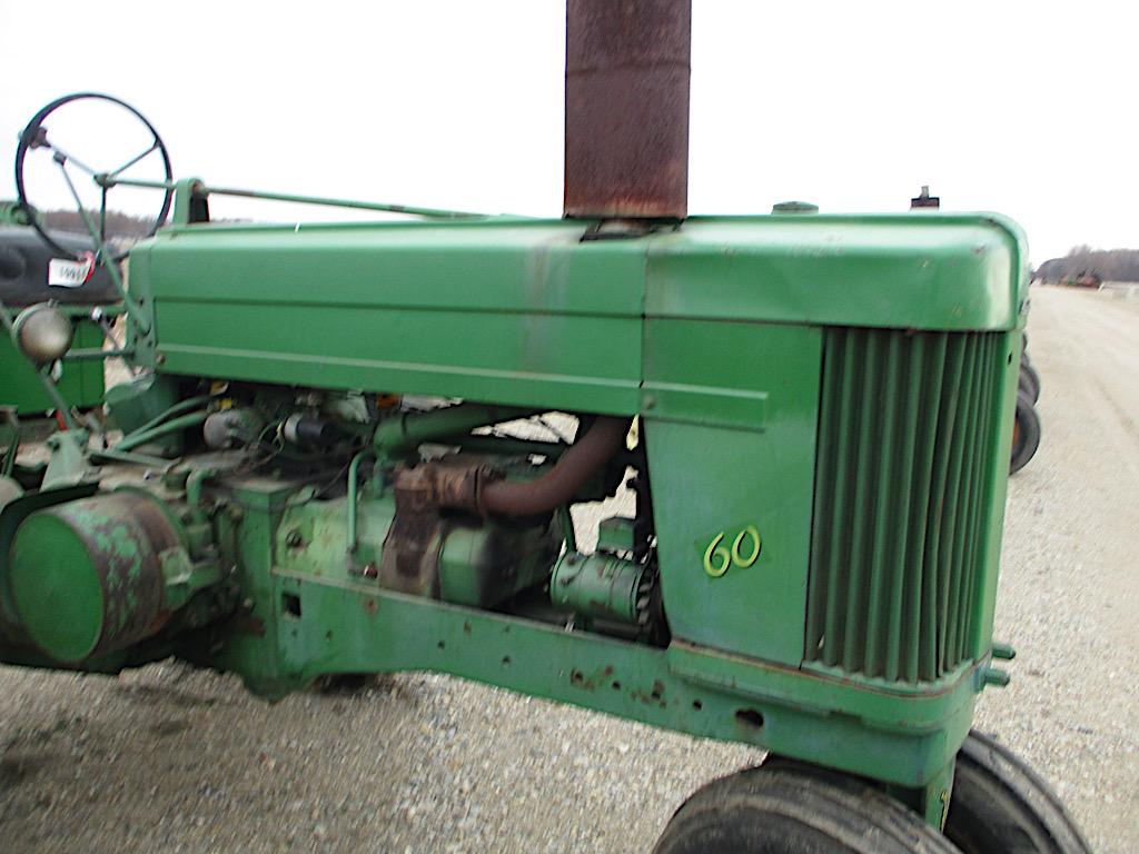 11661-JD 60 TRACTOR