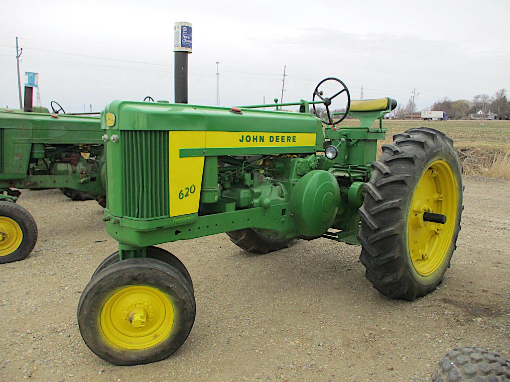 11665-JD 620 TRACTOR