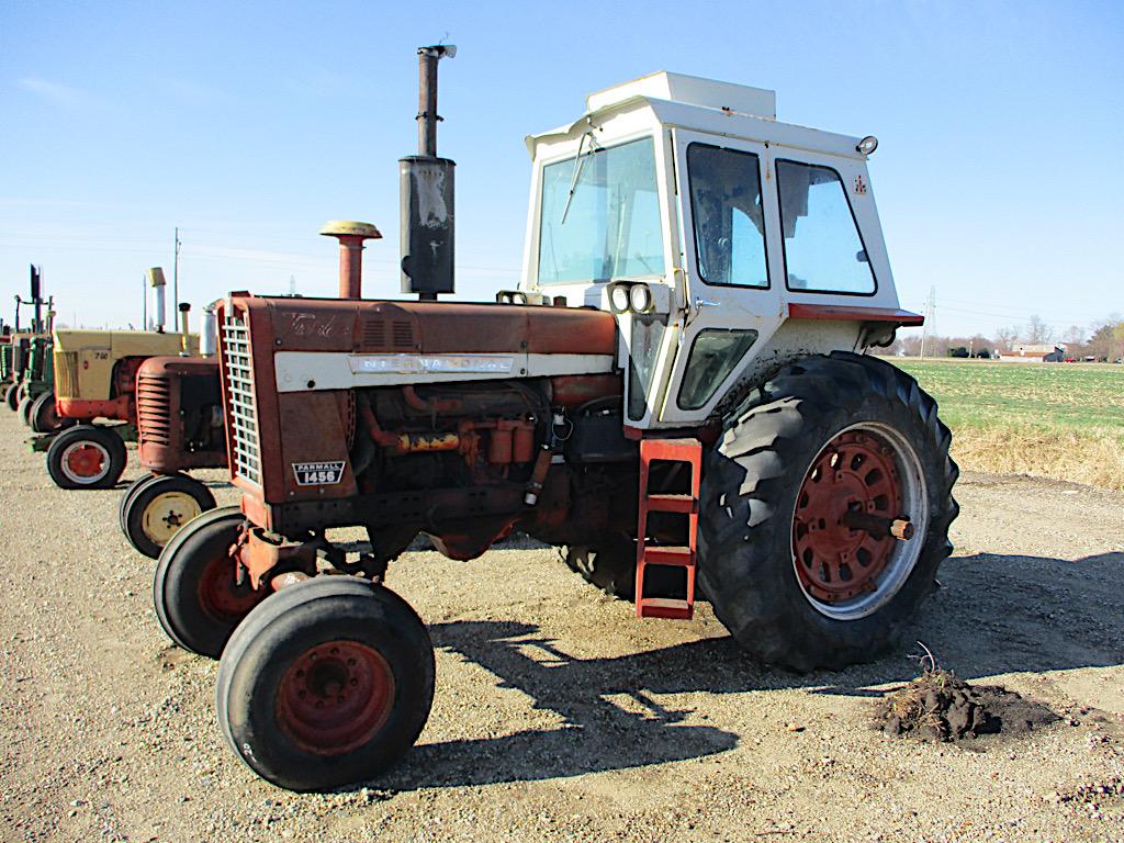 99520-IH 1456 TRACTOR