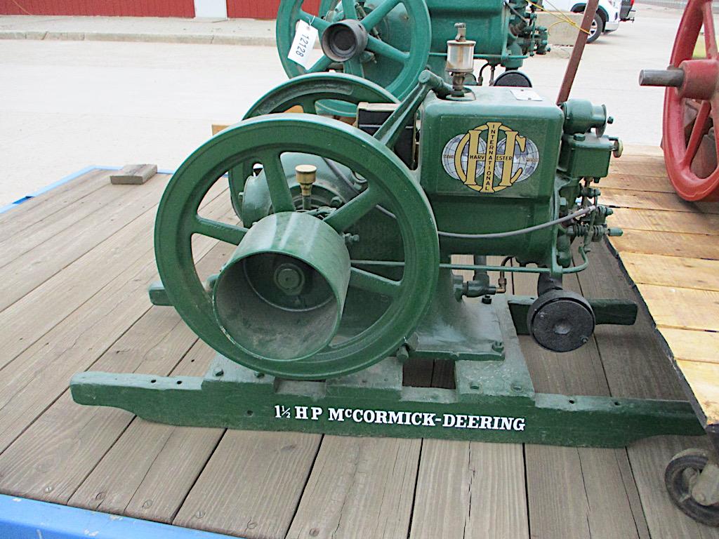 12127-MCCORMICK DEERING 1 1/2 HORSEPOWER HIT N MISS ENGINE