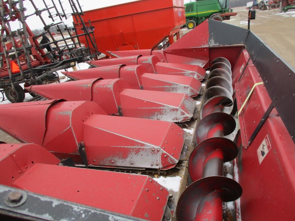 10907- CASE IH 1063  6-ROW 30' CORN HEAD (1997)