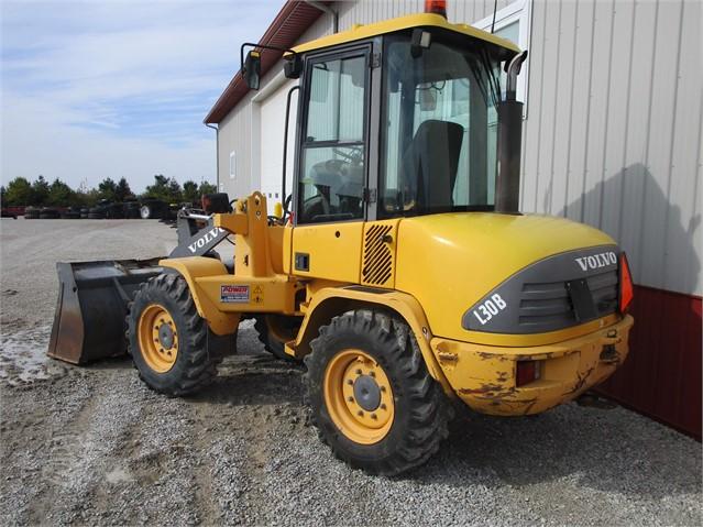 11125- VOLVO L30 B LOADER