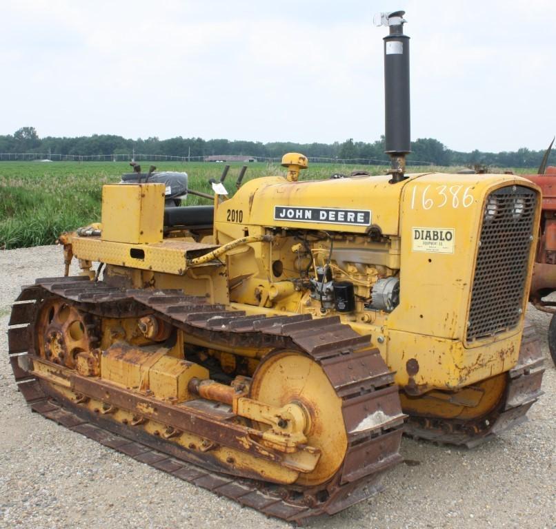 16386-JOHN DEERE 2010 CRAWLER