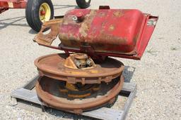 16042-IH FUEL TANK, MM HUBS