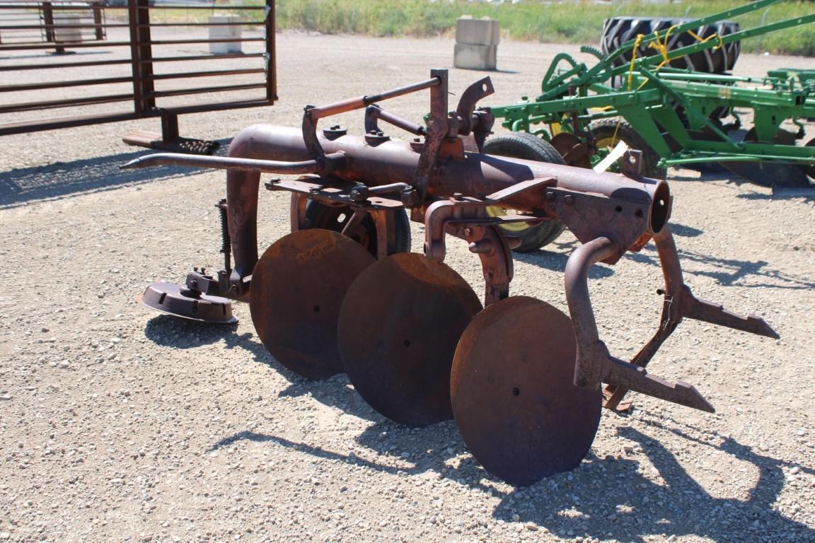 IH QUICK HITCH DISC PLOW