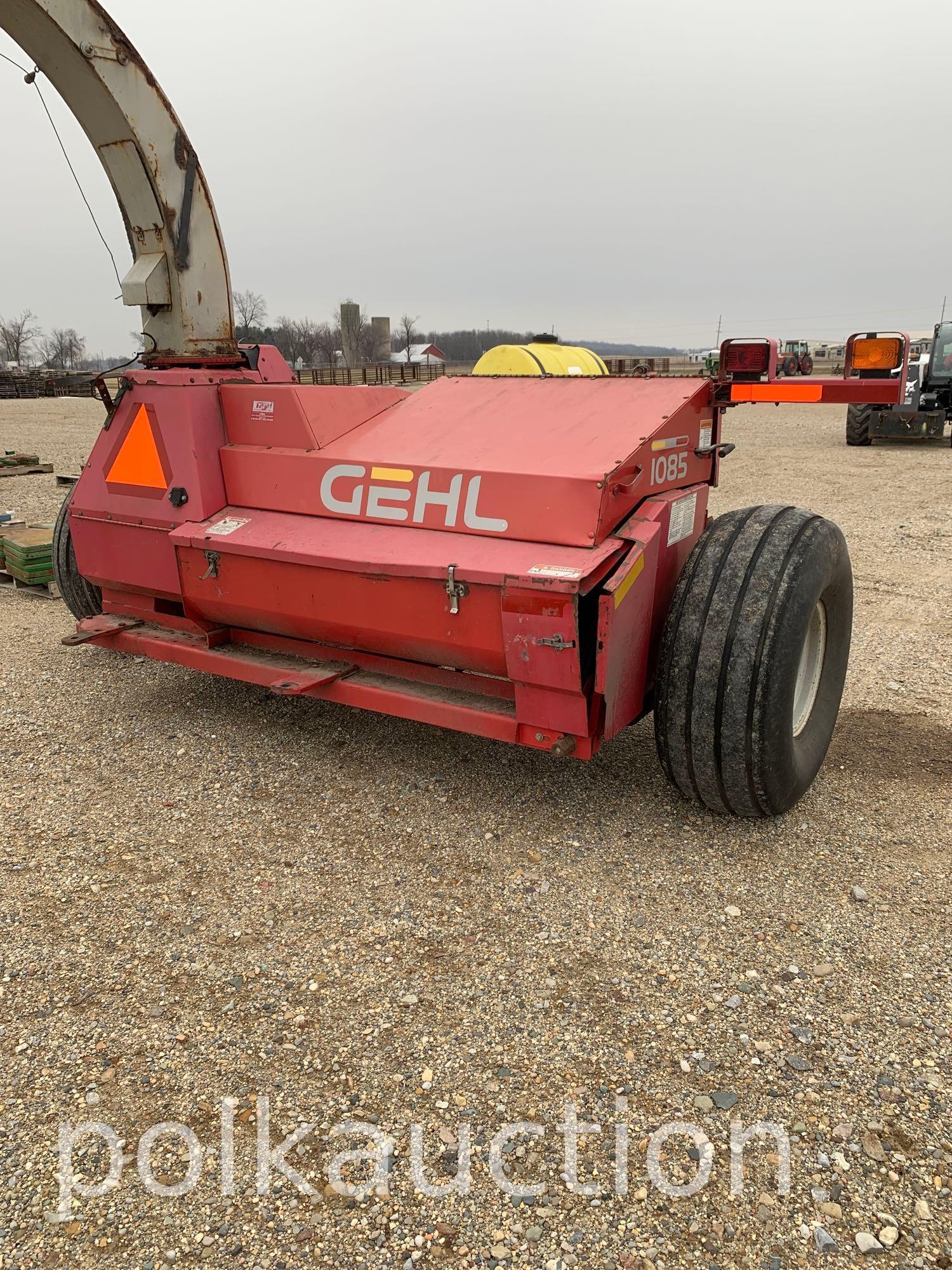 GEHL 1085 Forage Harvester