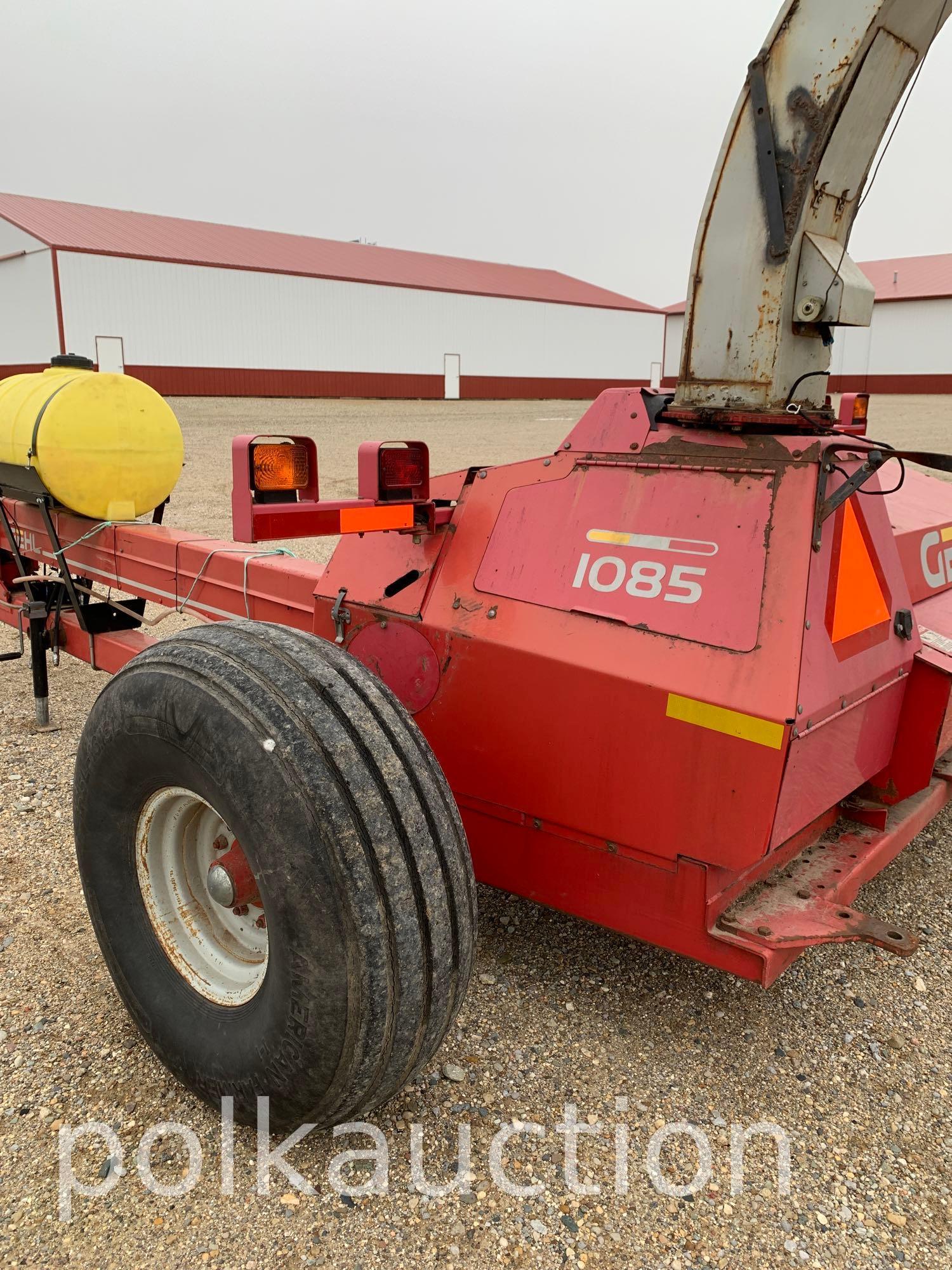 GEHL 1085 Forage Harvester