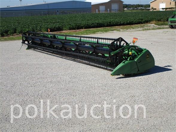 2006 John Deere 635F Hydraflex Grain Table