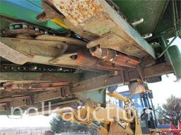 John Deere 643 Corn Head