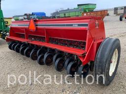 IH 5100 Drill