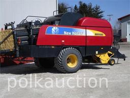 NH BB 9080 Baler