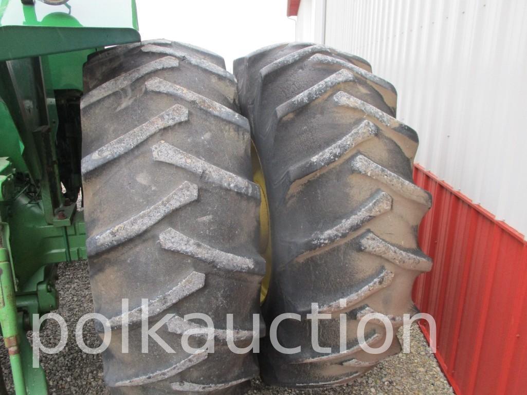 JD 8640 Tractor 3PT PTO