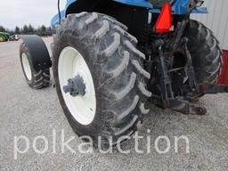 NH 8670 Tractor