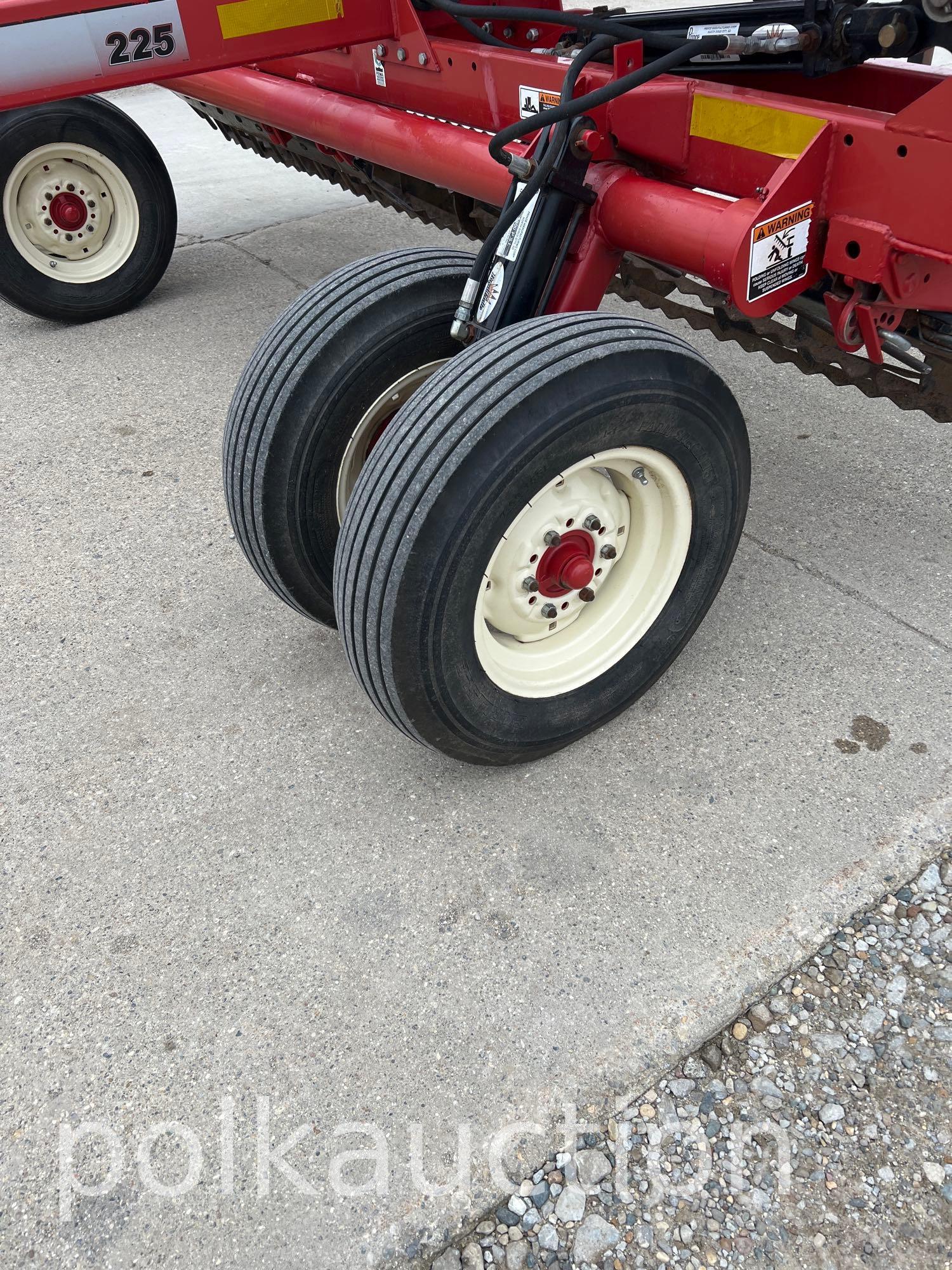 Unverferth 225 Rolling Harrow