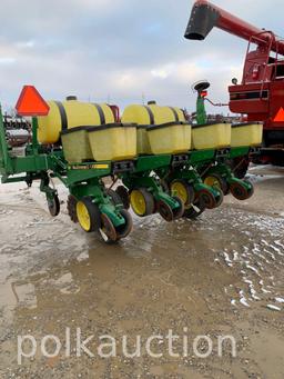 JD 7200 Max-Emerge Corn Planter