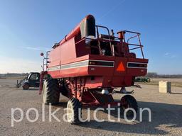 IH 1440 2WD Combine