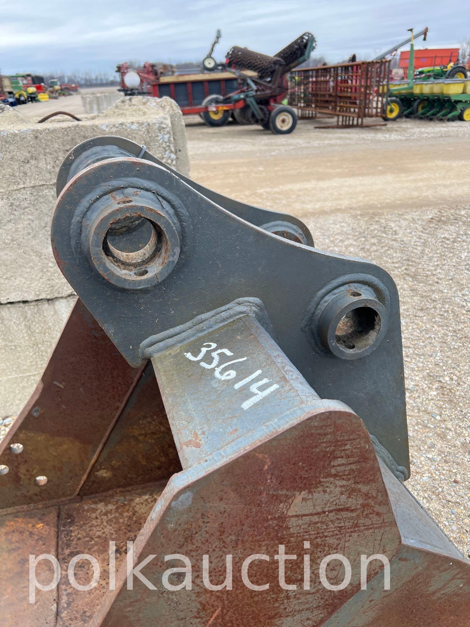 Excavator Bucket 36"