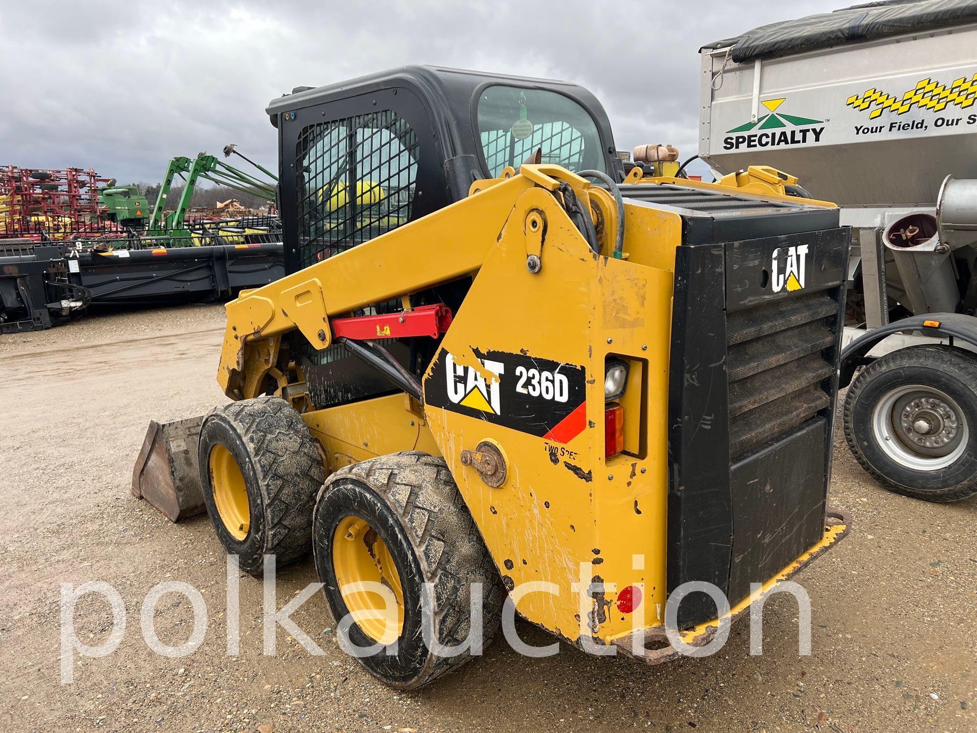 2016 Catloader 236D