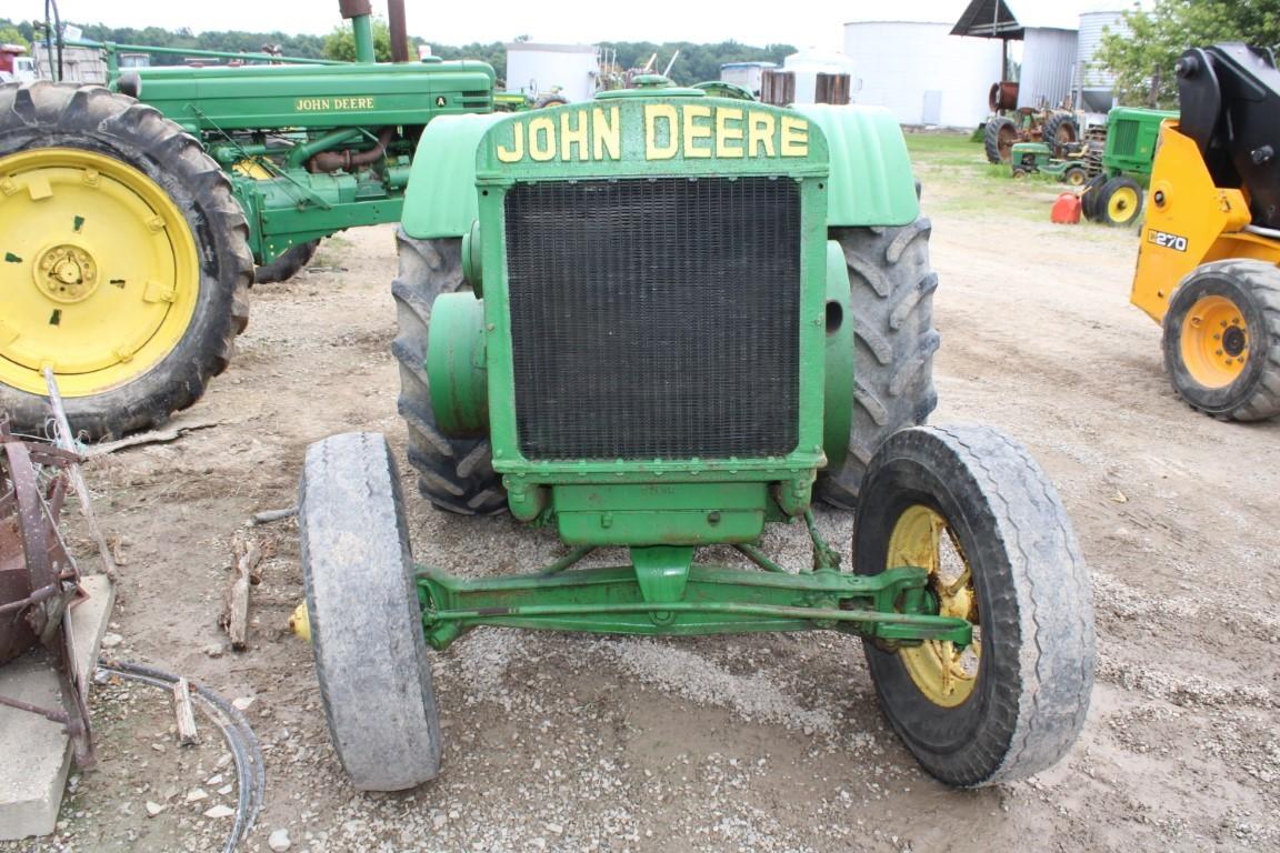 32022-JOHN DEERE D UNSTYLED 'SPOKER'