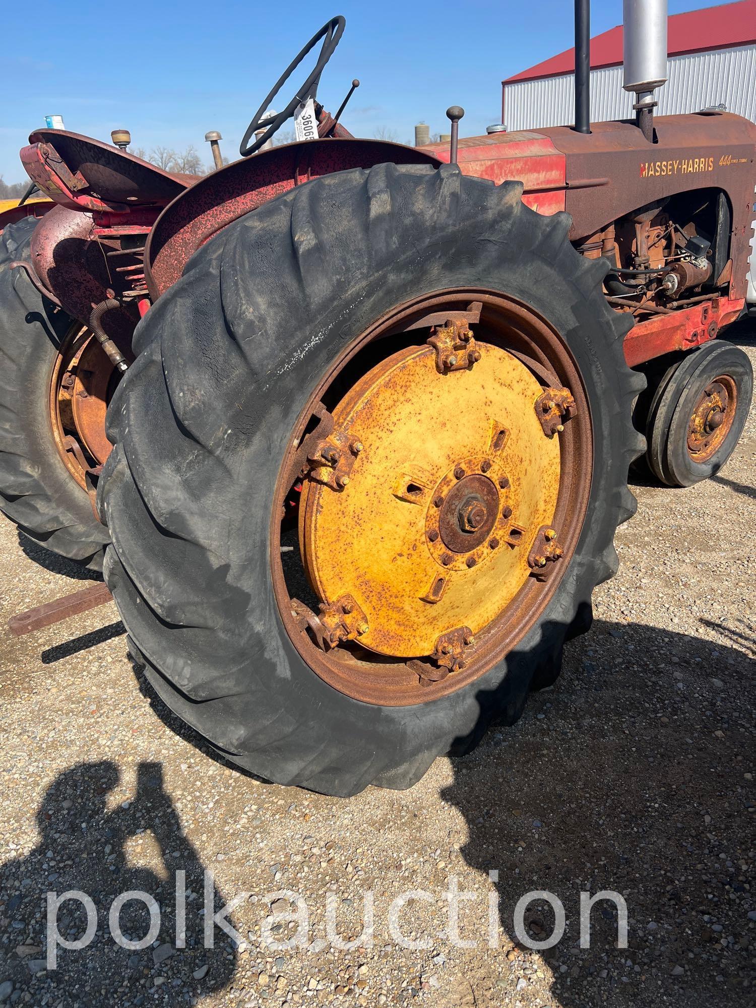 MASSEY HARRIS 444 TRACTOR