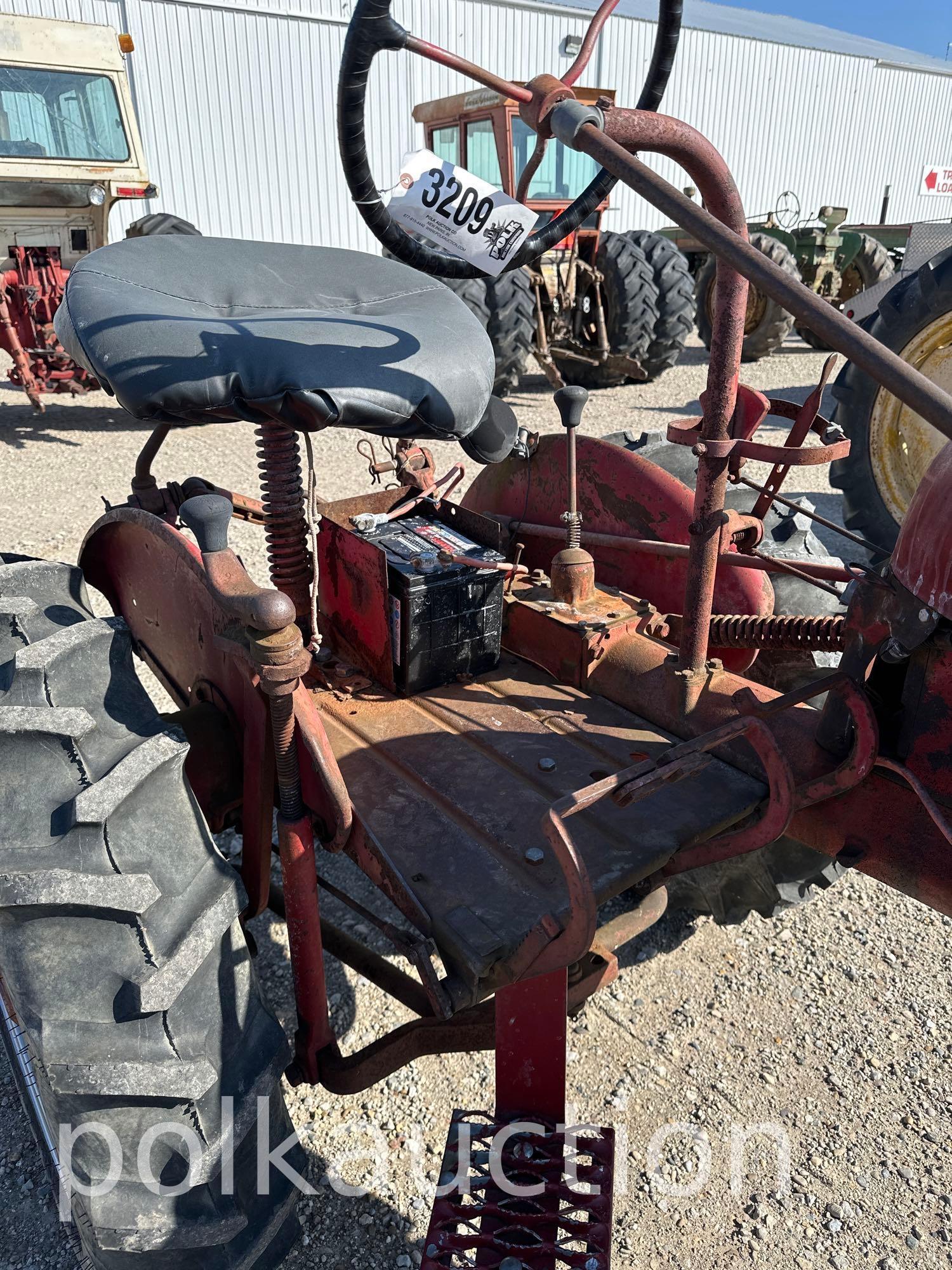 3209-FARMALL CUB (SN# 199640)