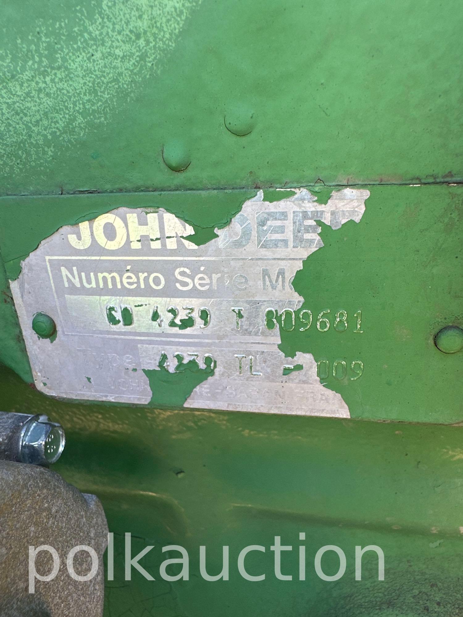 3216-JOHN DEERE 2755 4x4 (SN# 809681)