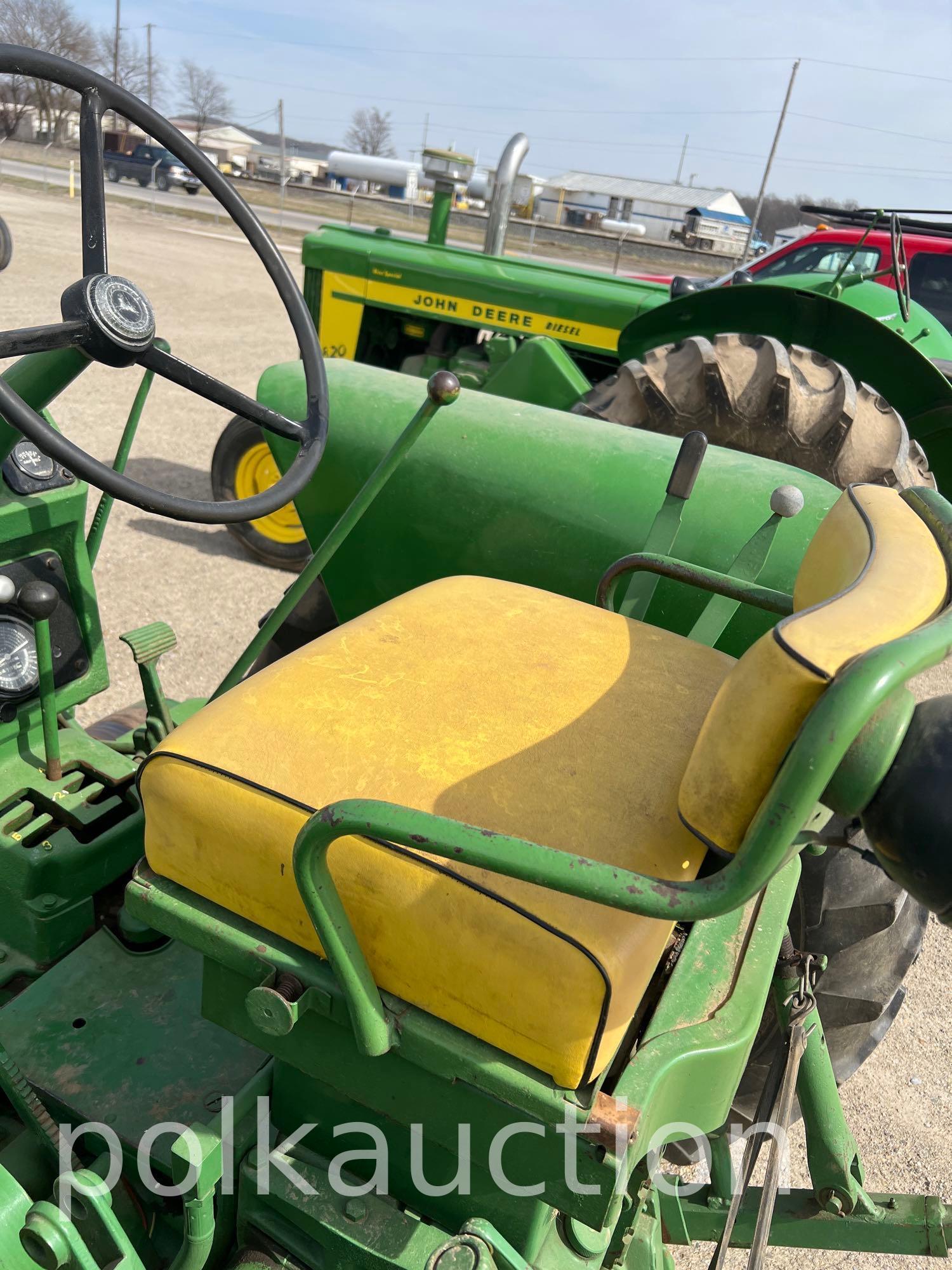 3255-JOHN DEERE 530 WIDE FRONT (SN#5305844)