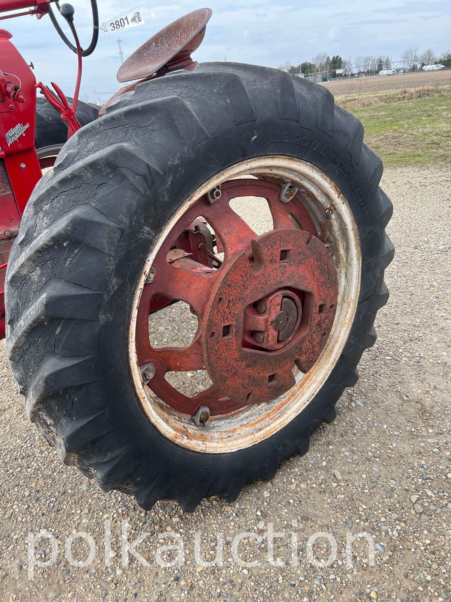 3801-FARMALL 400 (SN#32470)