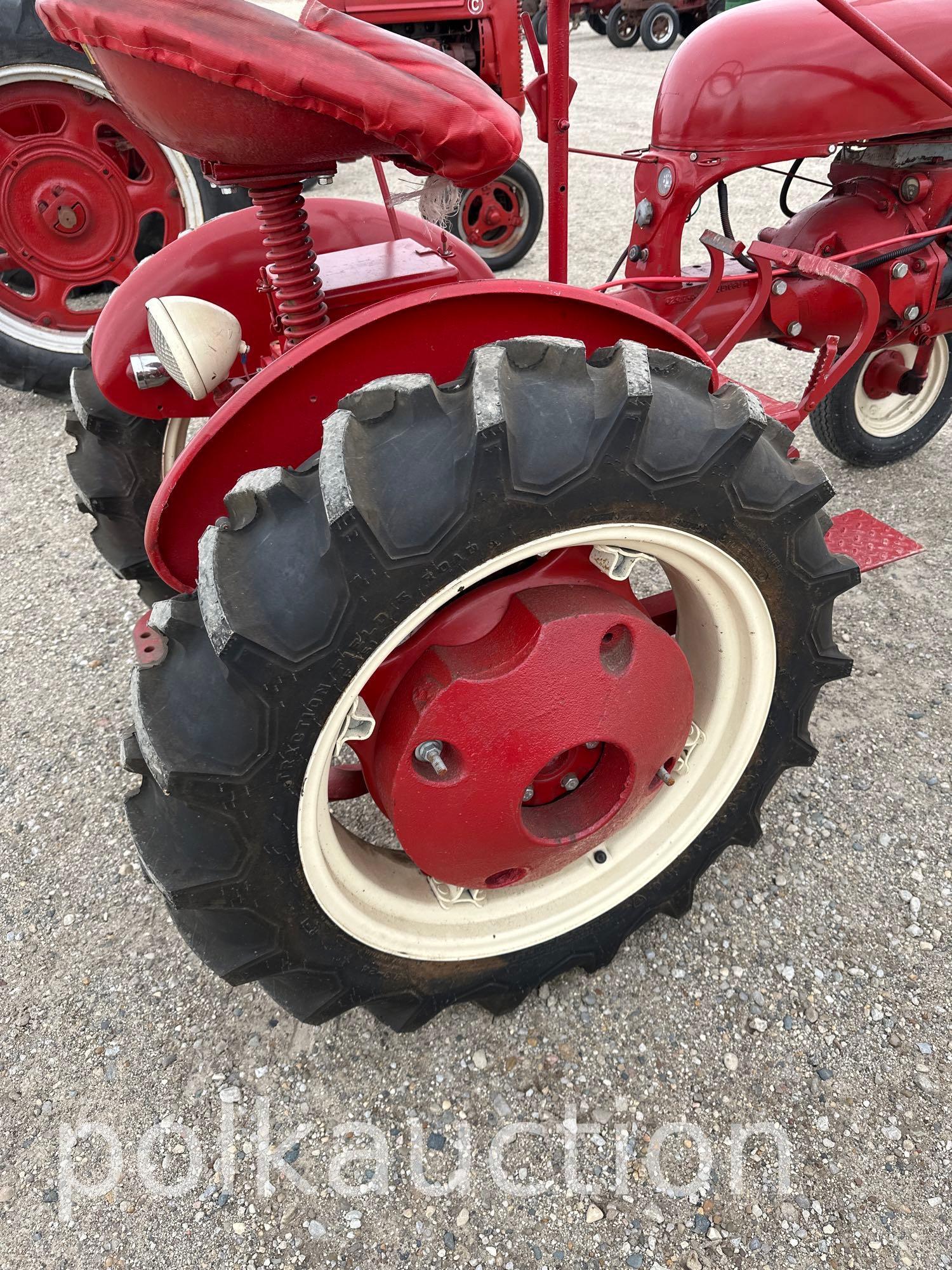 4056-FARMALL CUB (SN#20271)