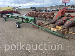 3884-UNVERFERTH 25' HEADER CART