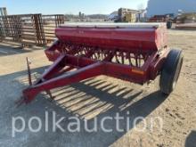 4054-IH GRAIN DRILL - 16 HOLE