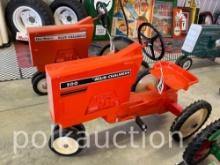 ALLIS CHALMERS 200 PEDAL TRACTOR