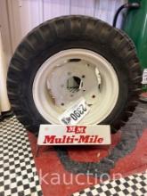 MINNEAPOLIS MOLINE MULTI-MILE TIRE DISPLAY WITH L&G TIRE