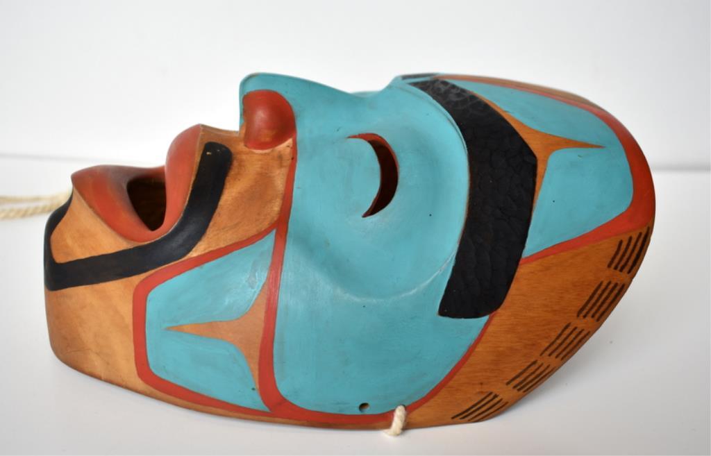 NATIVE AMERICAN PORTRAIT MASK