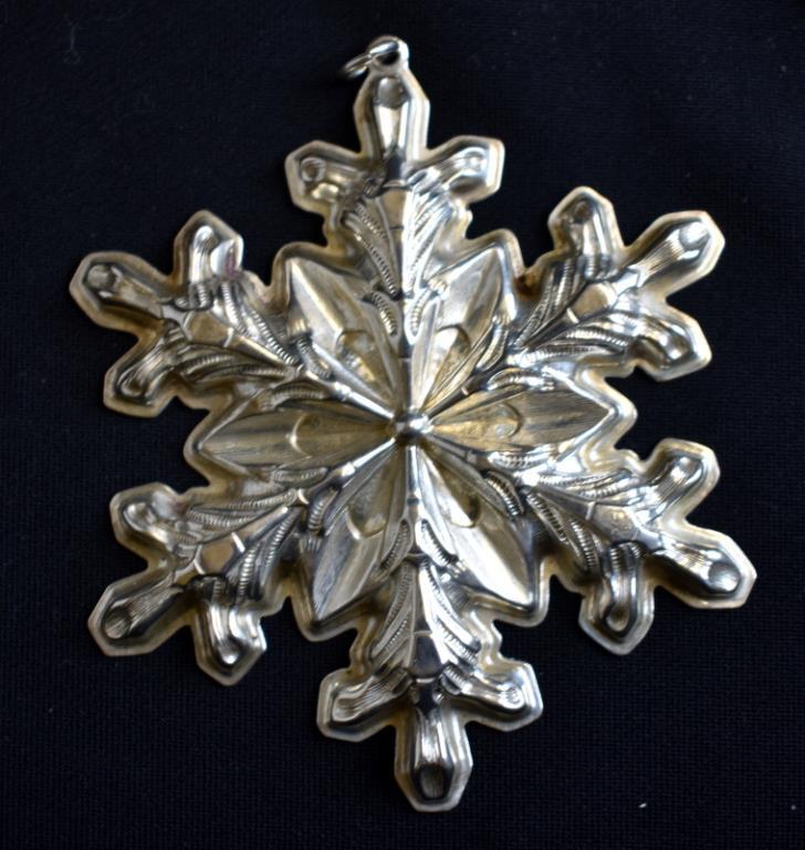 5 VINTAGE GORHAM STERLING CHRISTMAS SNOWFLAKES