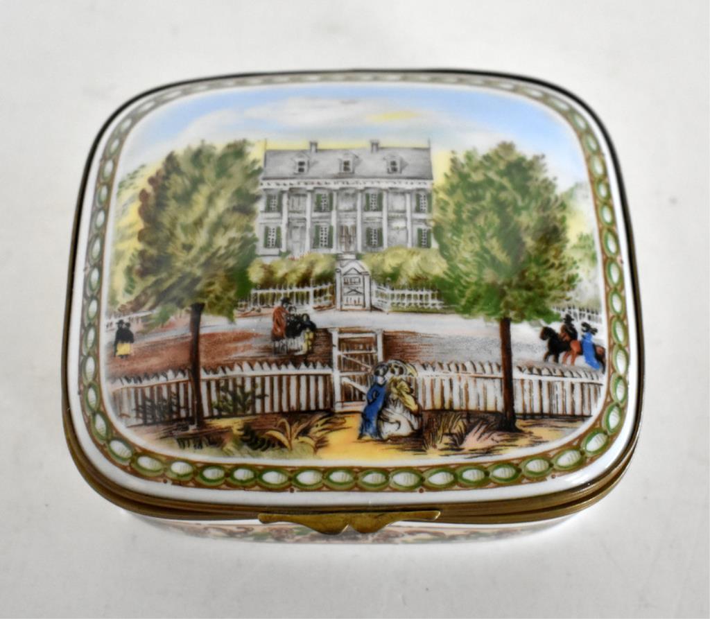 SIX PORCELAIN TRINKET BOXES