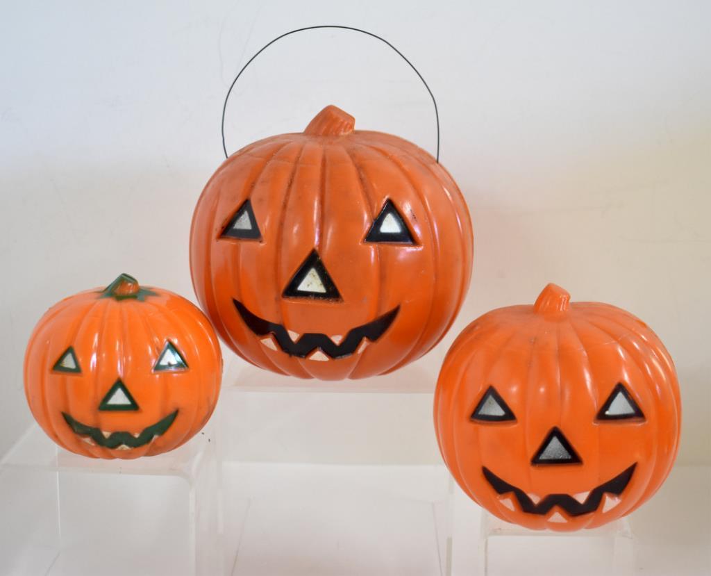 VINTAGE HALLOWEEN JACK-O-LANTERNS